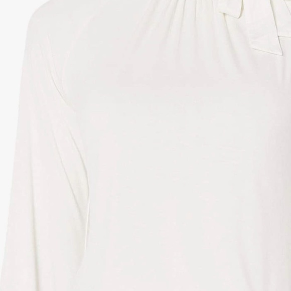 Lauren Ralph Lauren's soft jersey top. - Picture 5 of 5